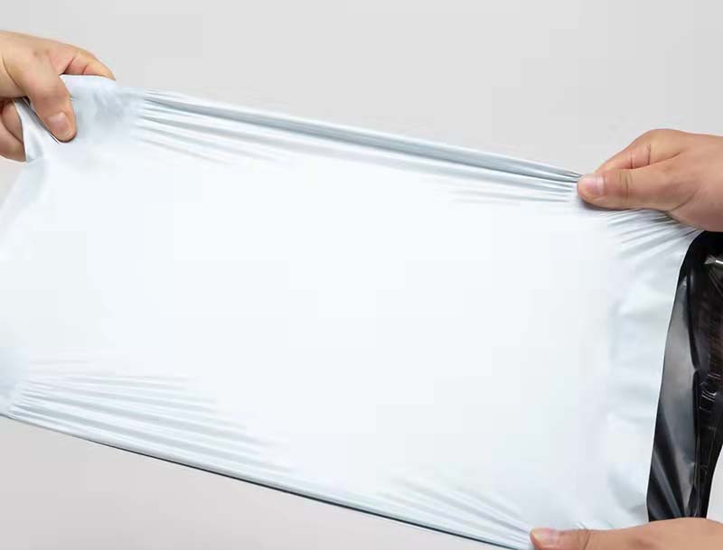 卧龙白色快递袋-02